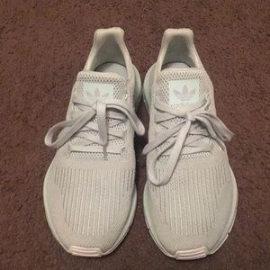 Adidas Swift Run